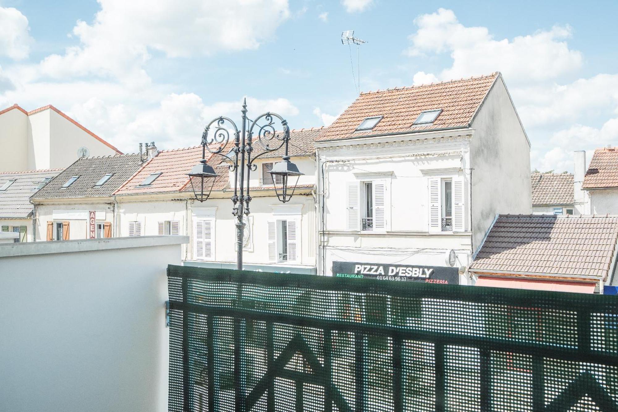 Апартаменти Cosy Studio Entre Paris Et Disneyland Paris Esbly Екстер'єр фото